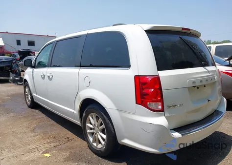 2018 Dodge Grand Caravan Sxt z USA, uszkodzony, nr VIN 2C4RDGCG4JR239295